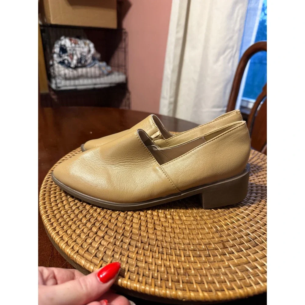 Vero Cuoio Tan Leather Pointed Toe Slip On Loafers Low Block Heel Beige Shoes